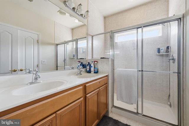 7033 LITTLE THAMES DR, Gainesville, VA 20155