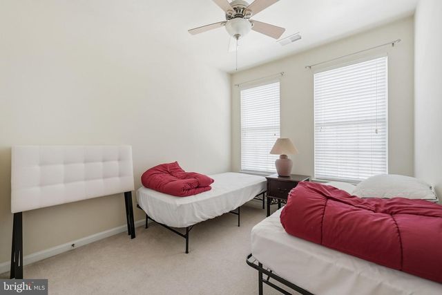 7033 LITTLE THAMES DR, Gainesville, VA 20155