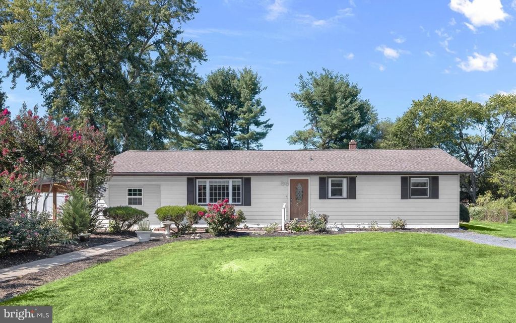949 OAKDALE CIR, Millersville, MD 21108