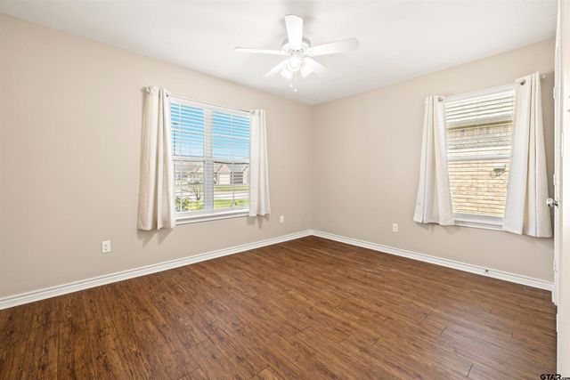 411 Harrell, Chandler, TX 75758