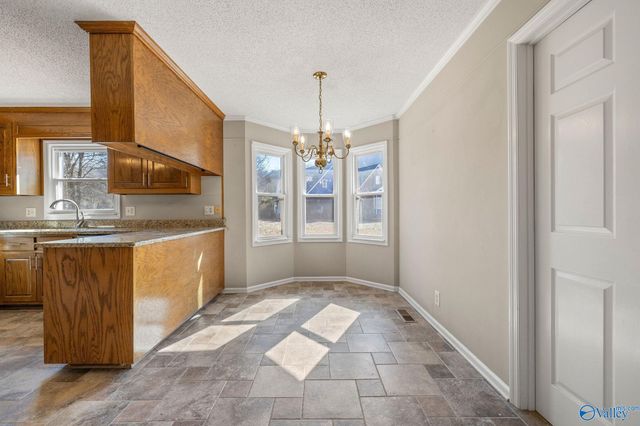 5638 Pawnee Circle, Guntersville, AL 35976