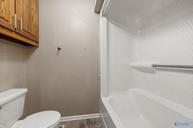 5638 Pawnee Circle, Guntersville, AL 35976