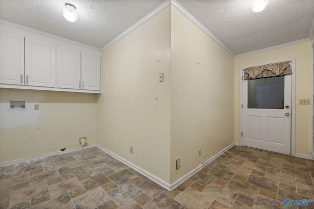 5638 Pawnee Circle, Guntersville, AL 35976