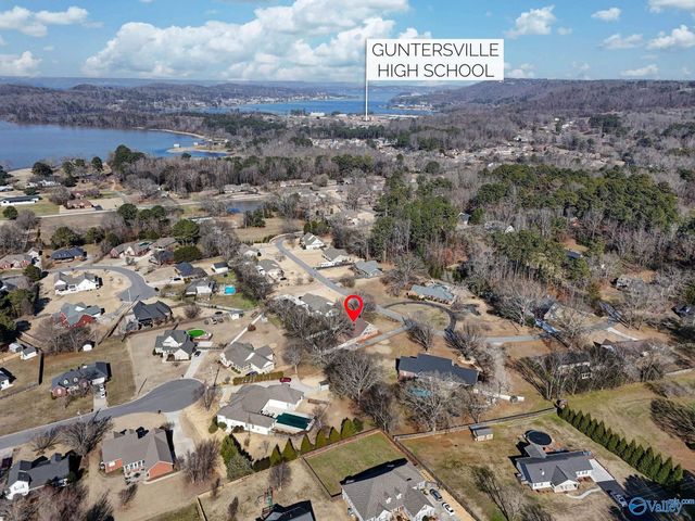 5638 Pawnee Circle, Guntersville, AL 35976