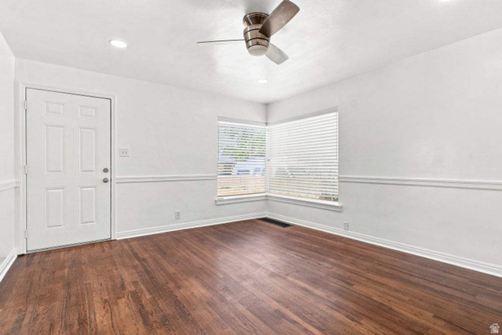 846 N NOCTURNE DR, Salt Lake City, UT 84116 — photo 2
