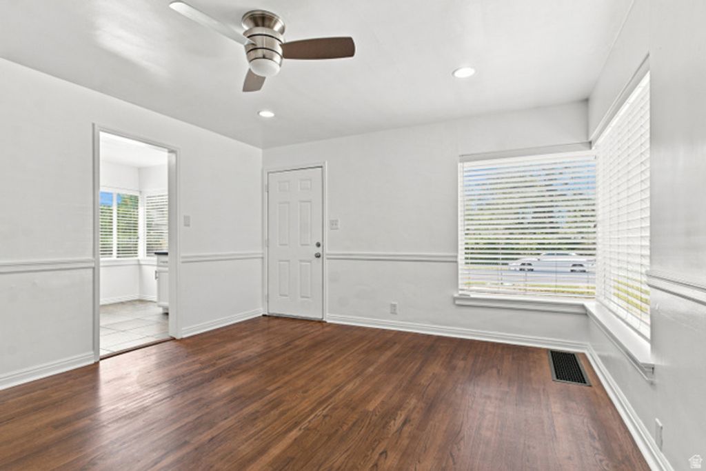 846 N NOCTURNE DR, Salt Lake City, UT 84116 — photo 3