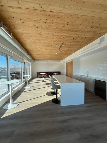 154 Broadway 204, Somerville, MA 02145