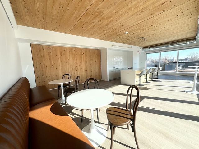 154 Broadway 204, Somerville, MA 02145