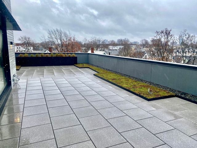 154 Broadway 204, Somerville, MA 02145