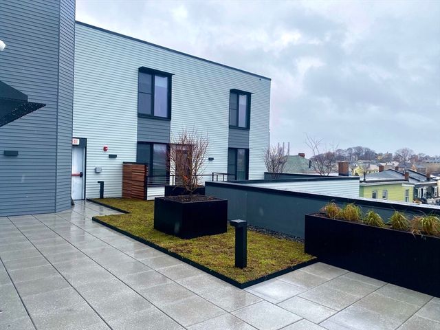 154 Broadway 204, Somerville, MA 02145