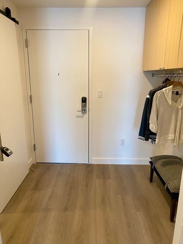 154 Broadway 204, Somerville, MA 02145