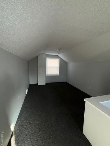 7682 Piedmont Street, Detroit, MI 48228