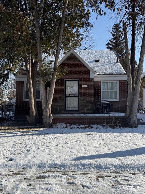 7682 Piedmont Street, Detroit, MI 48228