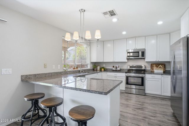 2865 E HERMOSA VISTA Drive, Mesa, AZ 85213