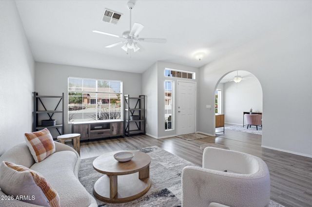 2865 E HERMOSA VISTA Drive, Mesa, AZ 85213