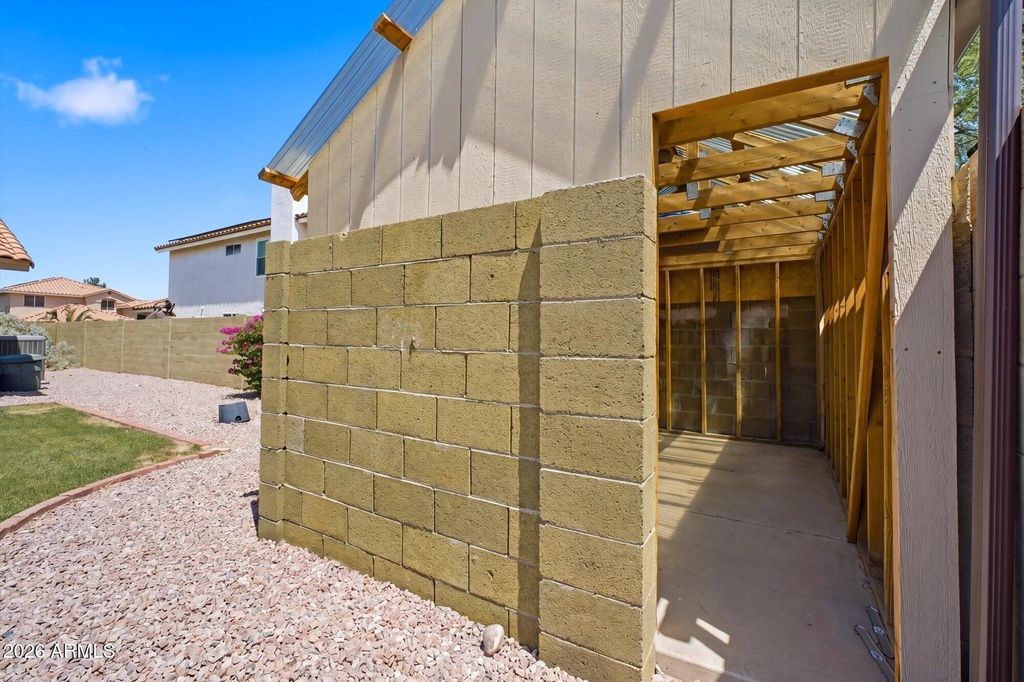 Image 28 of property listing at 2865 E HERMOSA VISTA Drive, Mesa, AZ 85213