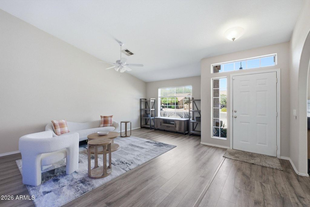 Image 8 of property listing at 2865 E HERMOSA VISTA Drive, Mesa, AZ 85213