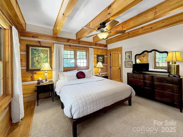 113 Mountain Cove Road, Waynesville, NC 28786