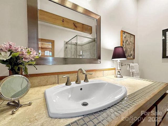 113 Mountain Cove Road, Waynesville, NC 28786