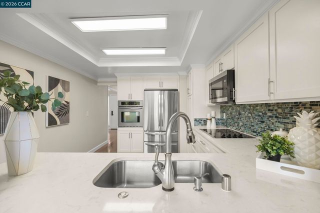 3386 Rossmoor Pkwy 6, Walnut Creek, CA 94595