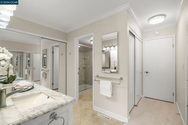 3386 Rossmoor Pkwy 6, Walnut Creek, CA 94595