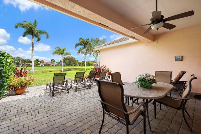 10675 La Strada, West Palm Beach, FL 33412