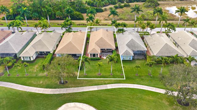 10675 La Strada, West Palm Beach, FL 33412