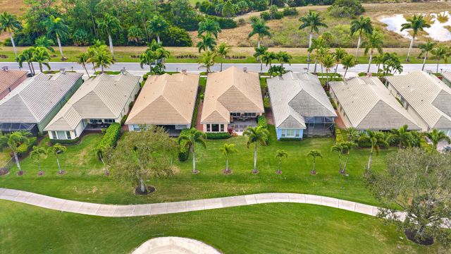 10675 La Strada, West Palm Beach, FL 33412