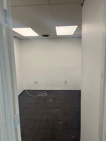 1951 GRAND Avenue, Baldwin, NY 11510