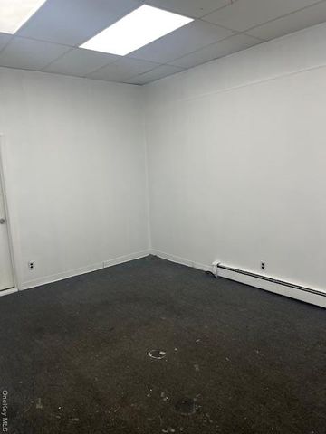 1951 GRAND Avenue, Baldwin, NY 11510