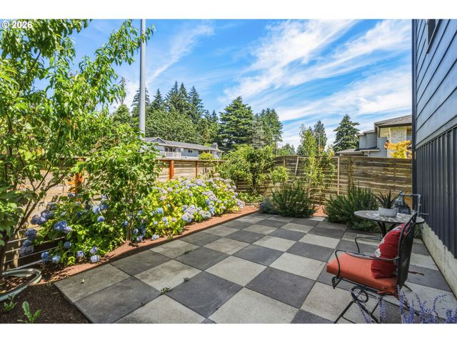 1055 Se 75th Ct, Vancouver, WA 98664