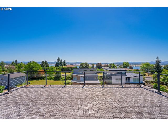 1055 Se 75th Ct, Vancouver, WA 98664