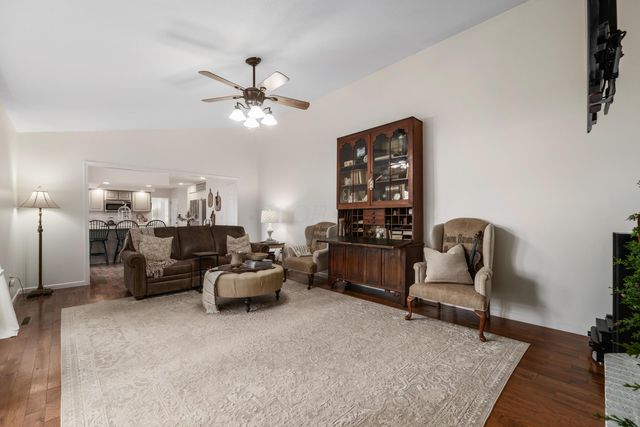 1400 Normandy Drive, Newark, OH 43055