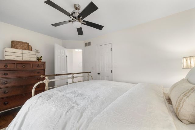 1400 Normandy Drive, Newark, OH 43055