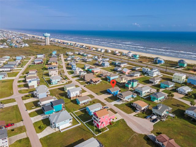 23005 Fresca Street, Galveston, TX 77554