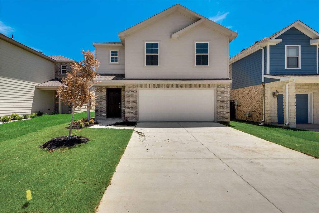 7209 Tin Star Drive, Fort Worth, TX 76179