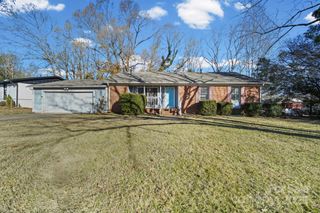 6916 David Avenue, Charlotte, NC 28214