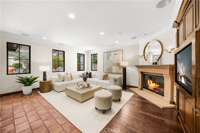 27 Vernal, Irvine, CA 92603