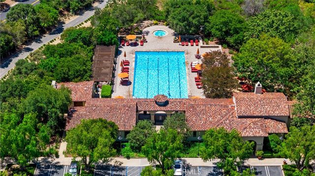27 Vernal, Irvine, CA 92603