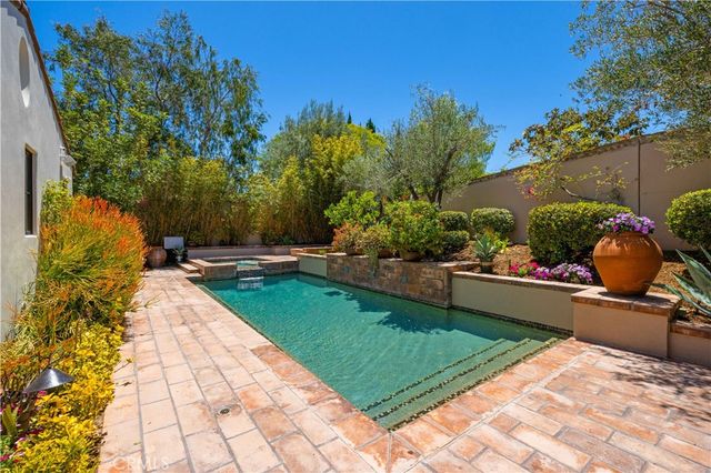 27 Vernal, Irvine, CA 92603