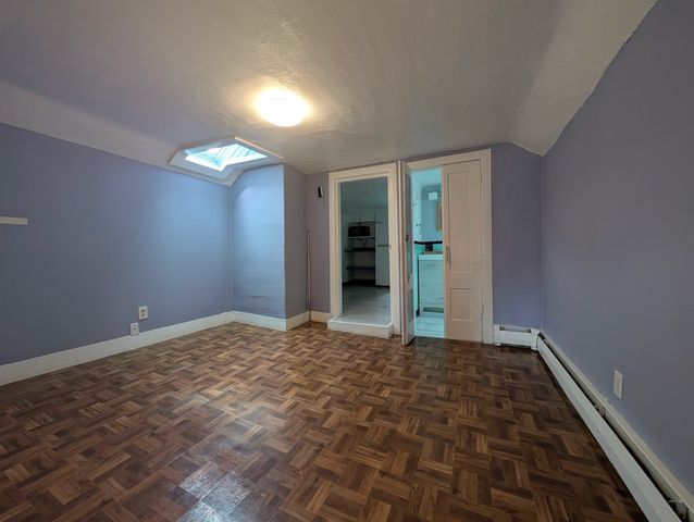 61 Howard 3, Cambridge, MA 02139