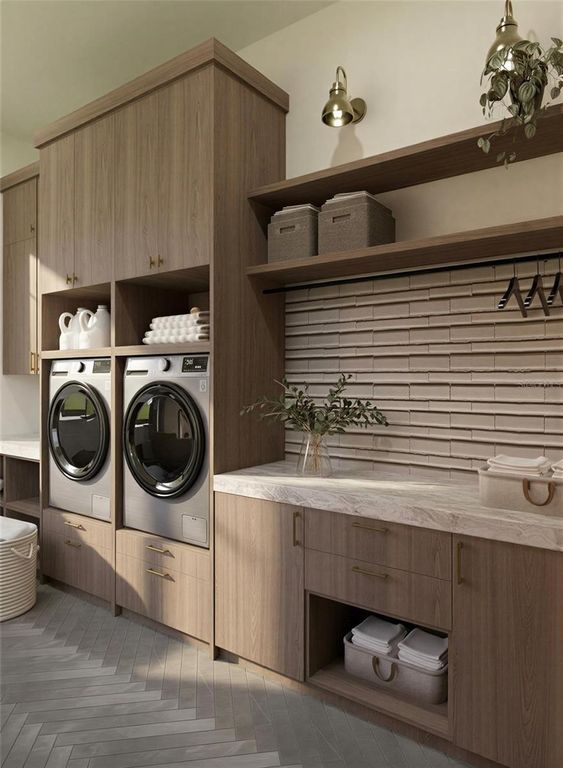 Image 37 of property listing at 9108 SHEEN SOUND STREET, Orlando, FL 32836