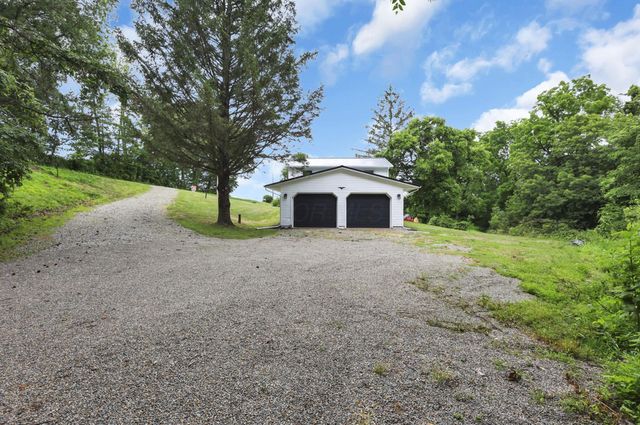 12491 Lesley Road SE, Heath, OH 43056