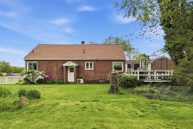 878 Springfield Street, Agawam, MA 01030