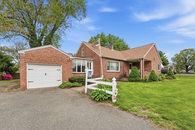 878 Springfield Street, Agawam, MA 01030