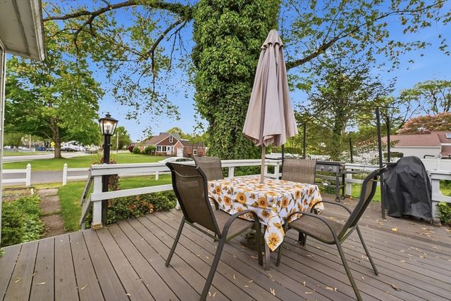 878 Springfield Street, Agawam, MA 01030