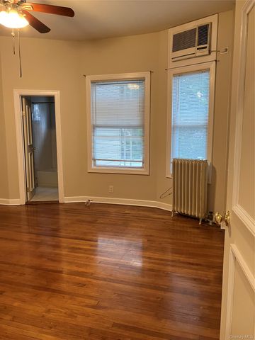 7 Dewey Street Dewey Street 3, Huntington, NY 11743