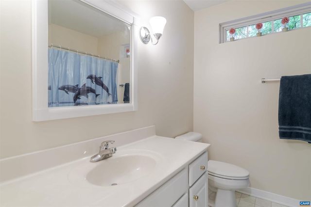 240 OAKMONT DR, Gordonsville, VA 22942