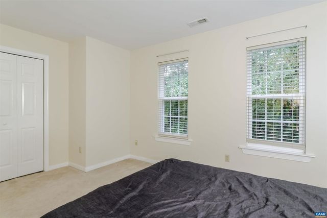 240 OAKMONT DR, Gordonsville, VA 22942