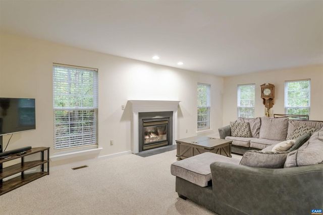 240 OAKMONT DR, Gordonsville, VA 22942